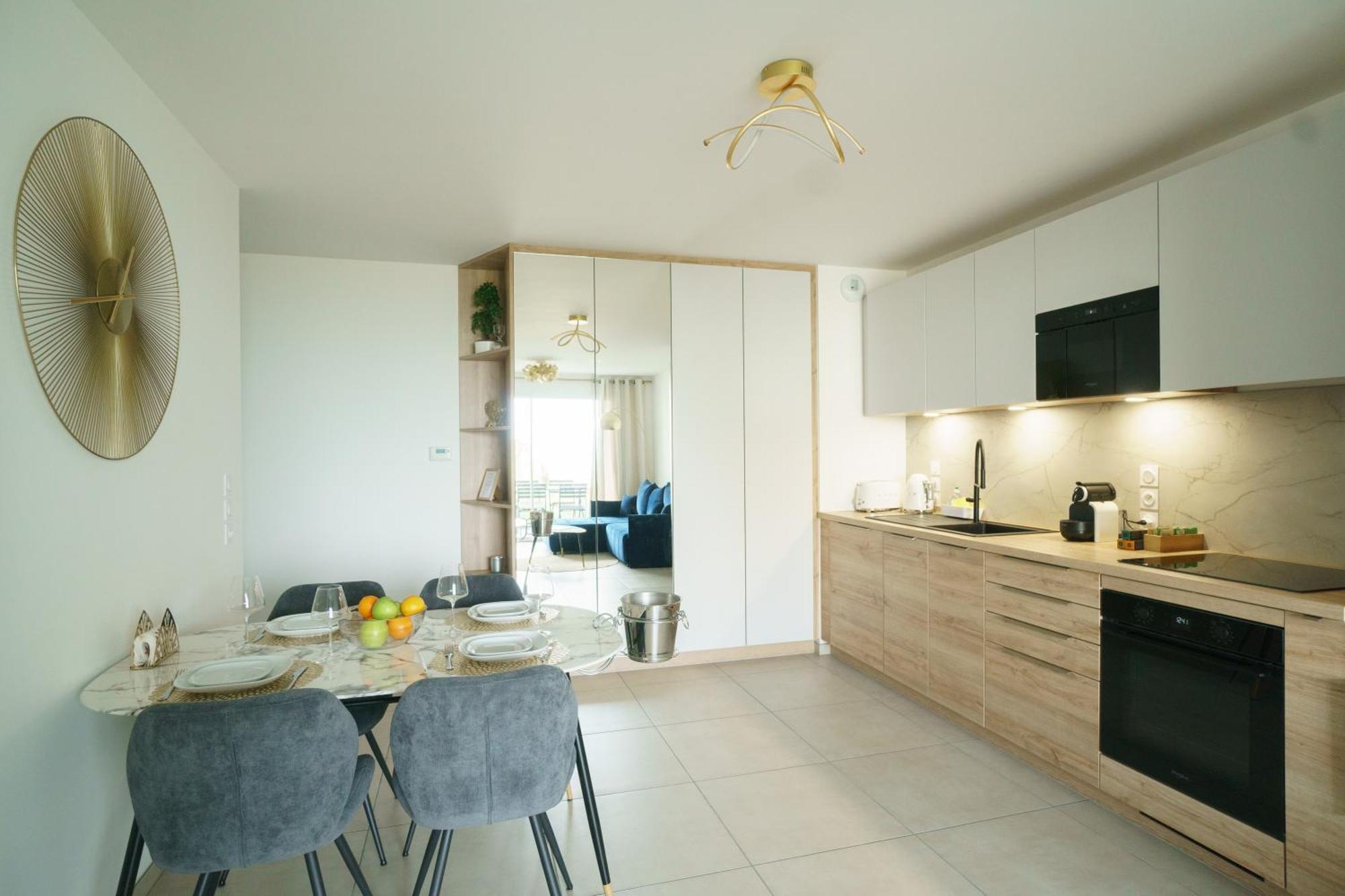 Royal Park View Apartment Évian-les-Bains